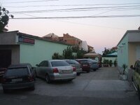 Парковка отеля МИРАНА ( сарафово).jpg