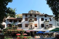 Винный магазинчик.jpg